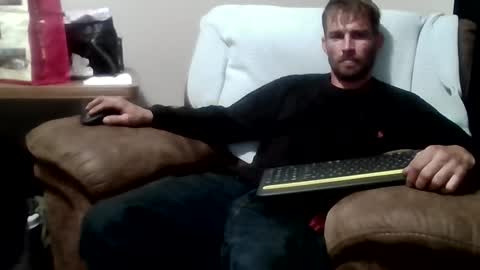 Kevin online show from November 2025 05:07:01 PM