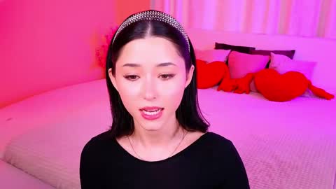 Snapshot of redmidnight_ chatting on May 2026 03:53:01 PM Kiara online show from May 2026 03:53:01 PM