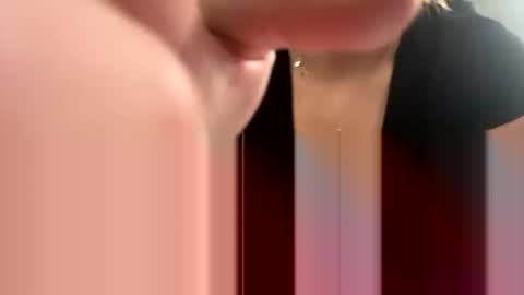 redrubyred online show from April 2026 07:48:01 PM