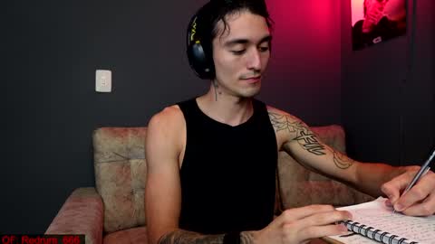 Snapshot of redrum_696 chatting on December 2024 03:09:02 AM Red online show from December 2024 03:09:02 AM