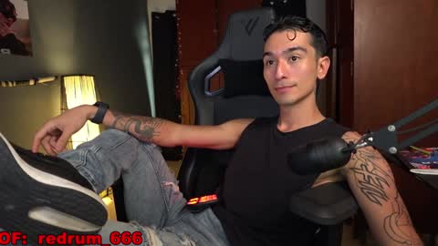 Snapshot of redrum_696 chatting on January 2025 06:29:02 PM Red online show from January 2025 06:29:02 PM