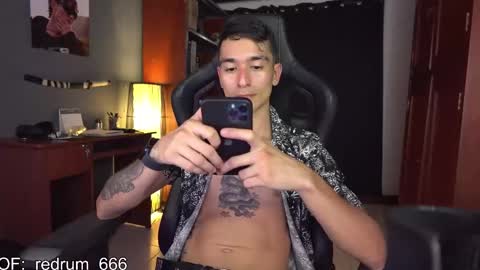 Snapshot of redrum_696 chatting on February 2025 06:00:02 PM Red online show from February 2025 06:00:02 PM