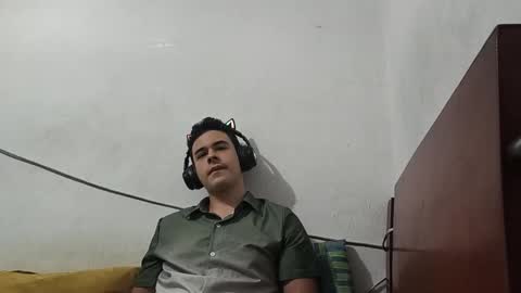 Snapshot of redsoul951869 chatting on September 2025 05:57:02 AM RedsoulReaver online show from September 2025 05:57:02 AM