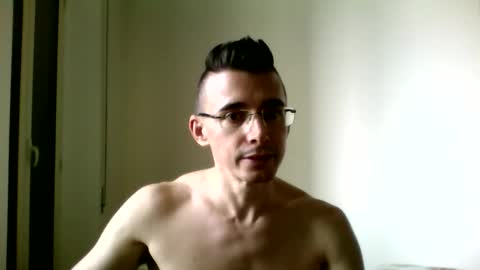 redstep0 online show from September 2025 12:05:01 PM