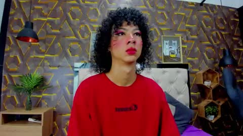 reed_kitty online show from November 2025 12:05:02 PM