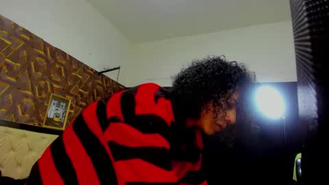 reed_kitty online show from November 2025 12:05:02 PM