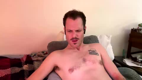 Snapshot of reed_thomas chatting on December 2024 06:12:02 AM Reed Thomas online show from December 2024 06:12:02 AM