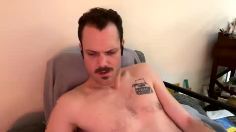 Snapshot of reed_thomas chatting on February 2025 07:22:01 AM Reed Thomas online show from February 2025 07:22:01 AM