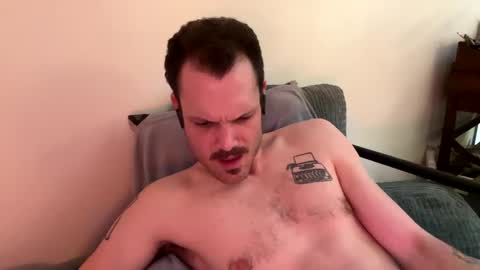 Snapshot of reed_thomas chatting on March 2025 07:10:01 AM Reed Thomas online show from March 2025 07:10:01 AM