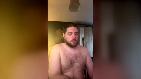Snapshot of reevescrfg chatting on February 2026 03:35:01 PM Boredhorny online show from February 2026 03:35:01 PM