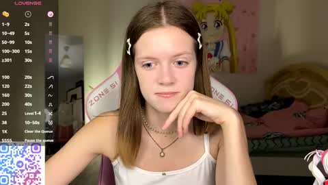 Lucy online show from November 2025 01:01:02 PM