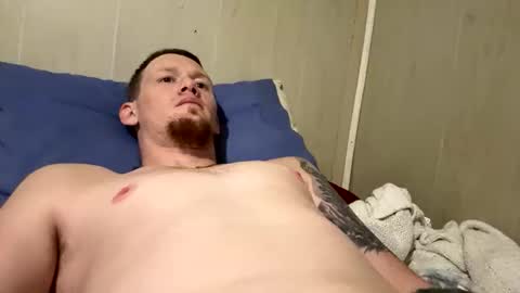 Snapshot of reggiemachete chatting on October 2025 03:42:02 AM reggiemachete online show from October 2025 03:42:02 AM