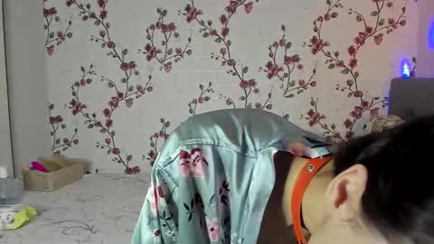 Alisa online show from October 2025 06:59:01 AM