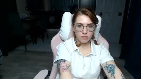 Regina online show from November 2025 01:49:01 AM