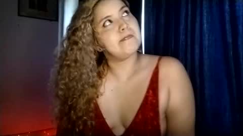 Snapshot of rei_chan26 chatting on February 2025 09:26:02 PM Tania Nixx online show from February 2025 09:26:02 PM