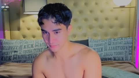 Snapshot of reidalert69 chatting on October 2025 01:02:02 AM reidalert69 online show from October 2025 01:02:02 AM