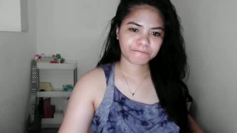 reign2525 online show from November 2025 06:26:02 AM