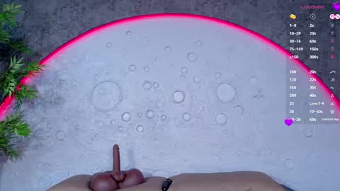 reiinachloe online show from April 2026 04:43:02 PM