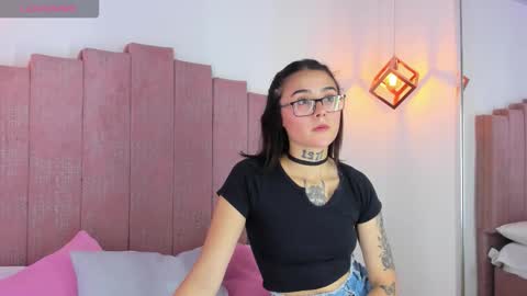 Reika  online show from March 2026 01:36:01 PM