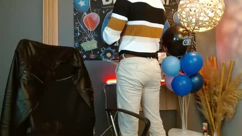   REIKO  online show from April 2026 03:16:01 PM