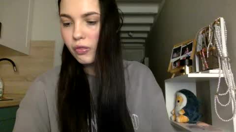 Snapshot of reilbelll chatting on October 2025 02:25:01 PM Bell online show from October 2025 02:25:01 PM