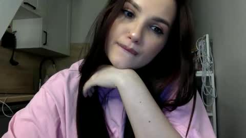 Snapshot of reilbelll chatting on October 2025 09:30:01 PM Bell online show from October 2025 09:30:01 PM