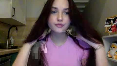 Snapshot of reilbelll chatting on November 2025 09:39:02 PM Bell online show from November 2025 09:39:02 PM