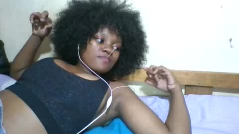 Snapshot of reinechi chatting on May 2026 03:06:01 PM Reinechi online show from May 2026 03:06:01 PM