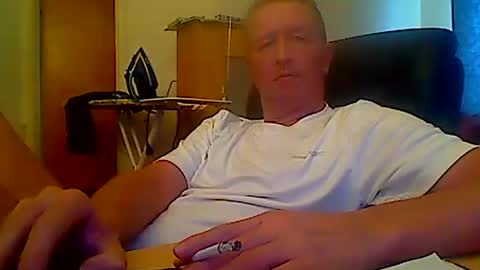 Snapshot of reini7211 chatting on January 2025 09:39:01 AM reini7211 online show from January 2025 09:39:01 AM