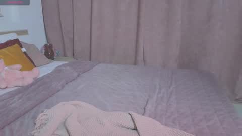Snapshot of relax_time_ chatting on September 2025 01:38:01 PM Anna online show from September 2025 01:38:01 PM