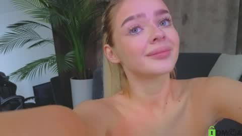 Snapshot of relax_time_ chatting on October 2025 02:45:02 PM Anna online show from October 2025 02:45:02 PM