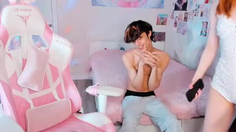 Remi Pawx online show from April 2026 12:30:01 PM