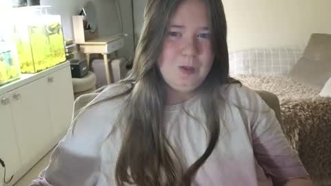 Snapshot of remirann_ chatting on October 2025 06:09:01 PM Ann OF - remirann21 online show from October 2025 06:09:01 PM