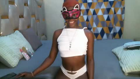 remmyqueen online show from April 2026 05:10:01 AM