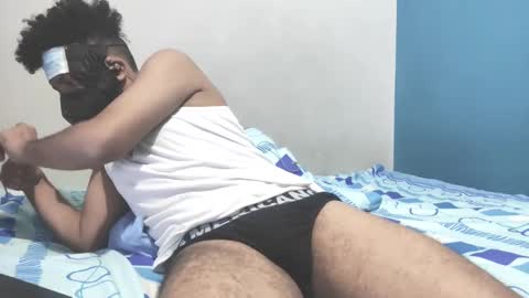 Snapshot of remy_g chatting on December 2024 05:02:01 AM Remy online show from December 2024 05:02:01 AM