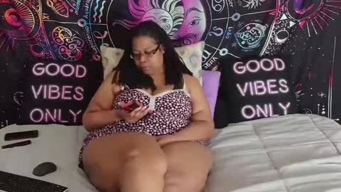 RenaeCumsAlot online show from December 2024 08:50:01 PM