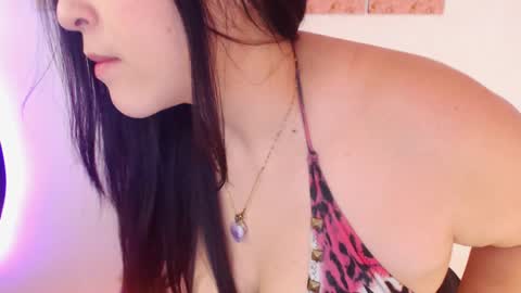    online show from January 2025 04:12:01 AM