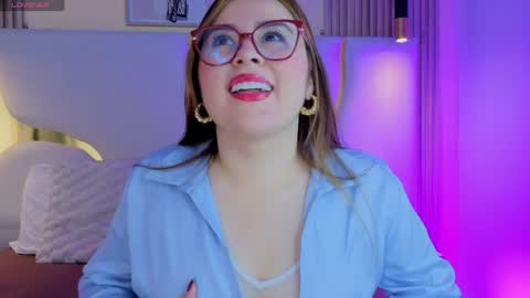 Renata  online show from April 2026 11:55:01 AM