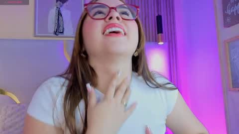 Renata  online show from April 2026 11:59:01 AM