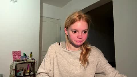 Tiffany online show from April 2026 02:16:01 AM