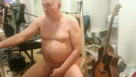 renefr online show from October 2025 11:53:01 PM