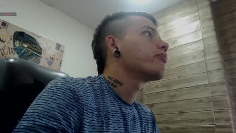 R E N E  online show from December 2024 04:19:01 AM