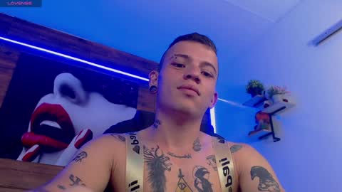 R E N E  online show from January 2025 11:32:01 PM