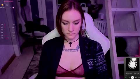 Rie online show from December 2025 10:37:02 PM