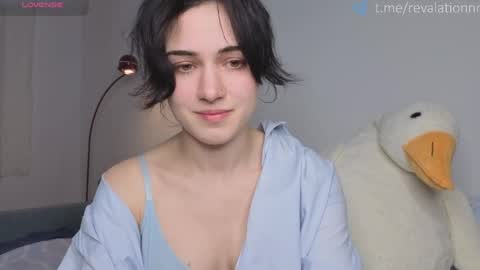 Ewiwi online show from April 2026 03:02:02 PM