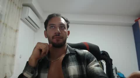 Chris online show from October 2025 07:42:02 PM