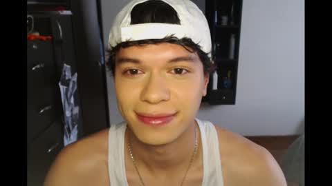 Snapshot of rexbunnybody chatting on February 2025 05:40:02 PM Rex online show from February 2025 05:40:02 PM