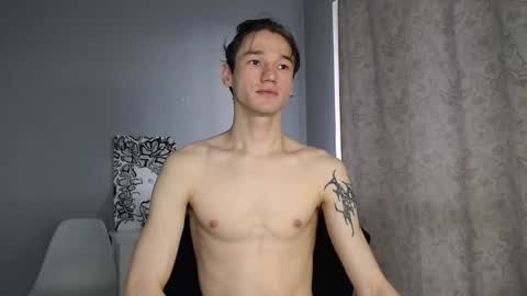 Eugene online show from November 2025 12:07:01 PM