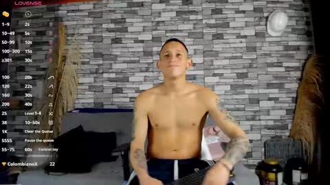 Snapshot of rey_masterhot chatting on October 2025 01:12:02 AM reymasterhot online show from October 2025 01:12:02 AM