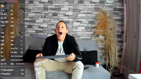 Snapshot of rey_masterhot chatting on November 2025 07:24:01 PM reymasterhot online show from November 2025 07:24:01 PM